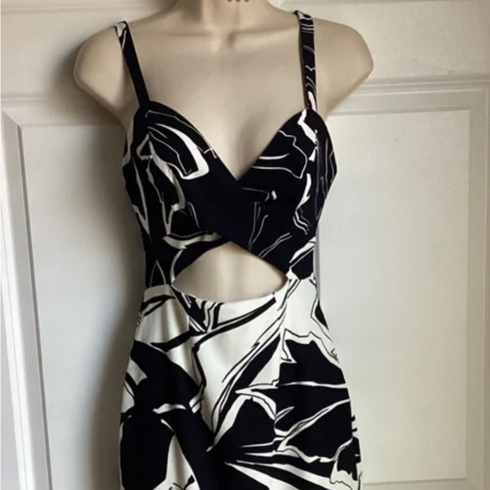 Express cut out midi dress XS